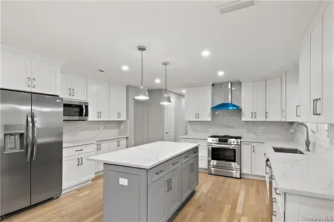 142 Oakland Avenue Harrison NY 10528
