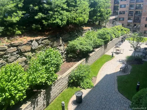 40 Jackson Avenue Eastchester NY 10709