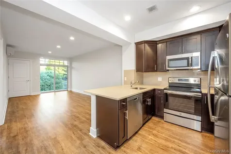 40 Jackson Avenue Eastchester NY 10709