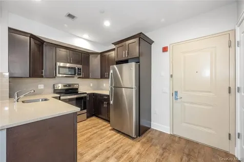 40 Jackson Avenue Eastchester NY 10709