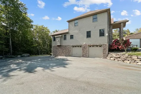 210 Grey Road South Fallsburg NY 12779
