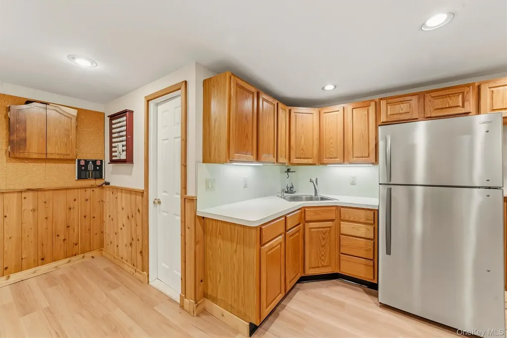 12 Overlook Road N White Plains NY 10603
