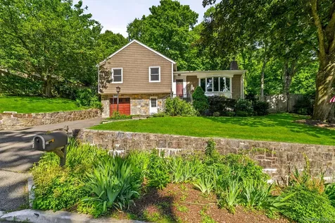 12 Overlook Road N White Plains NY 10603