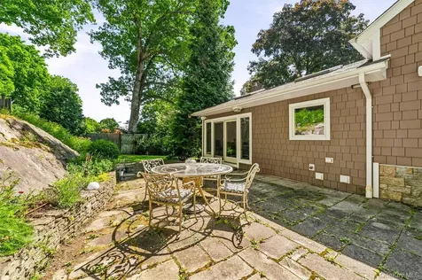 12 Overlook Road N White Plains NY 10603