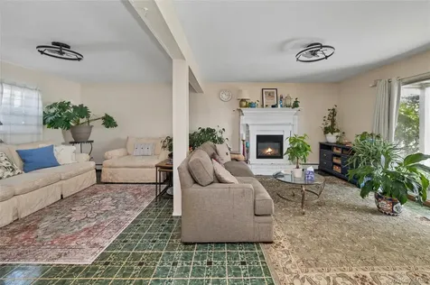 54 Acapulco Street Atlantic Beach NY 11509