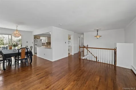 54 Acapulco Street Atlantic Beach NY 11509