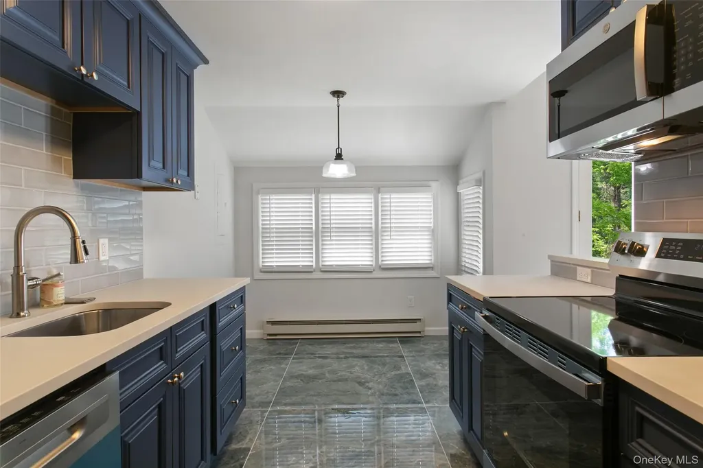 502 Holly Stream Court Brewster NY 10509