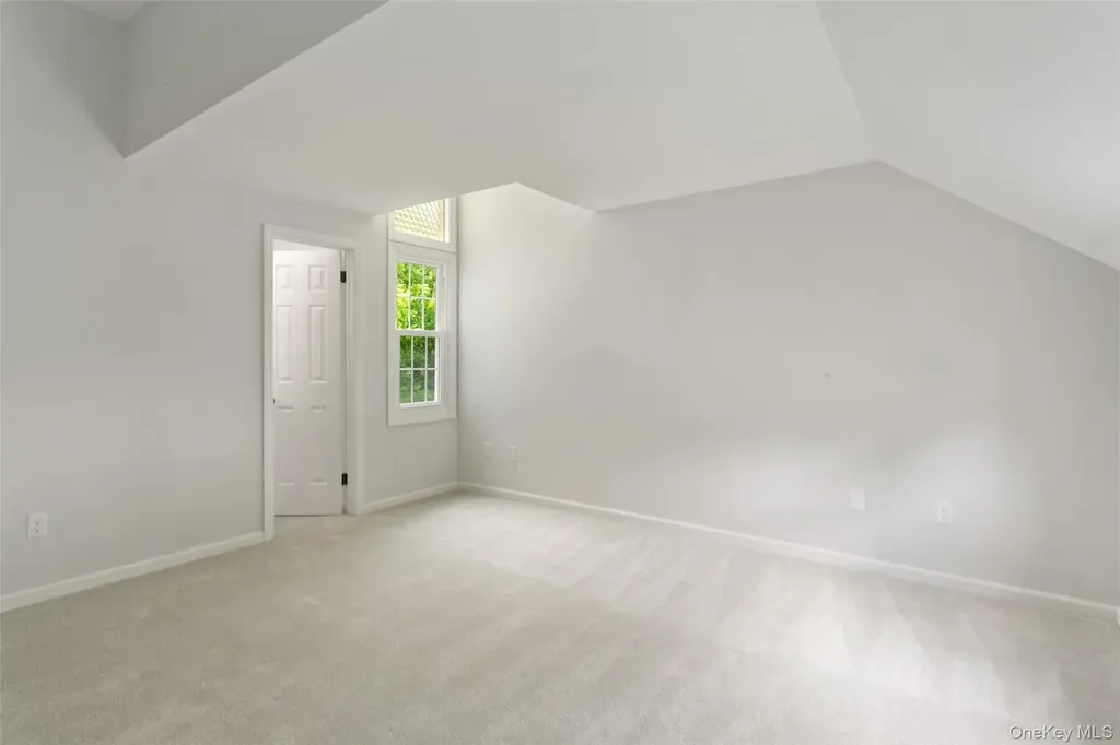 502 Holly Stream Court Brewster NY 10509