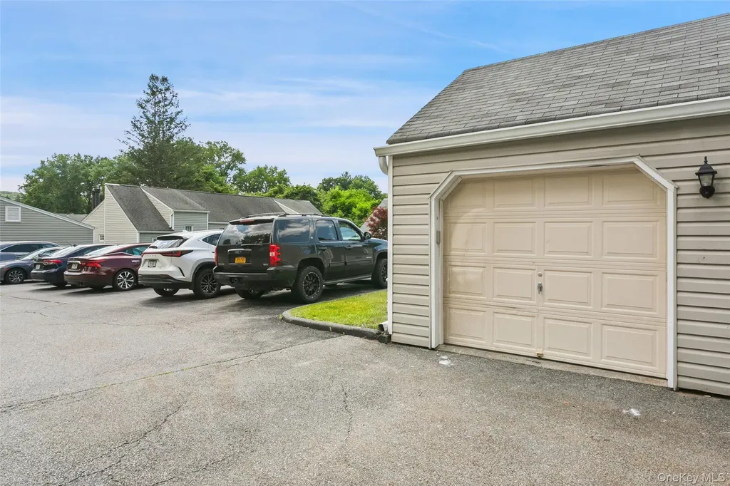 502 Holly Stream Court Brewster NY 10509