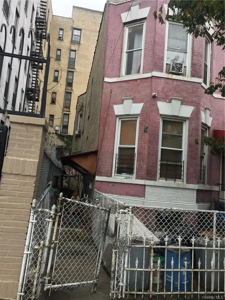881 Longfellow Avenue Bronx NY 10474