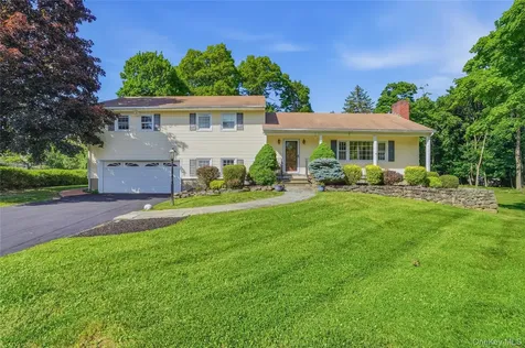 10 Sharon Court Cornwall On Hudson NY 12520