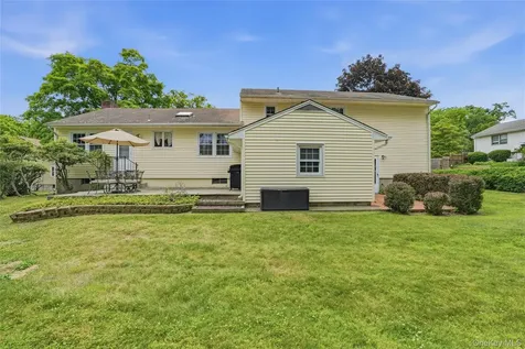 10 Sharon Court Cornwall On Hudson NY 12520