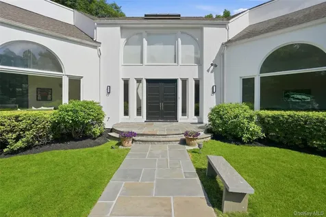 6 Hunting Trail Armonk NY 10504