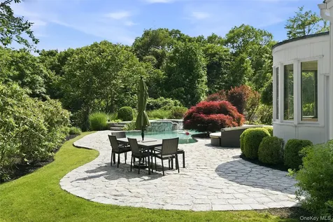 6 Hunting Trail Armonk NY 10504