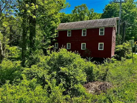 73 North Creek Road Staatsburg NY 12580