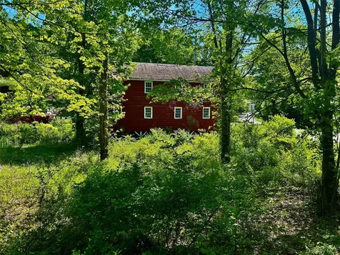 73 North Creek Road Staatsburg NY 12580