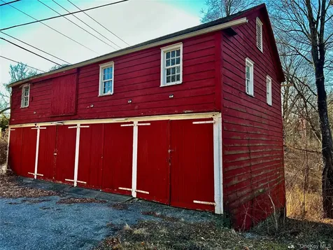 73 North Creek Road Staatsburg NY 12580