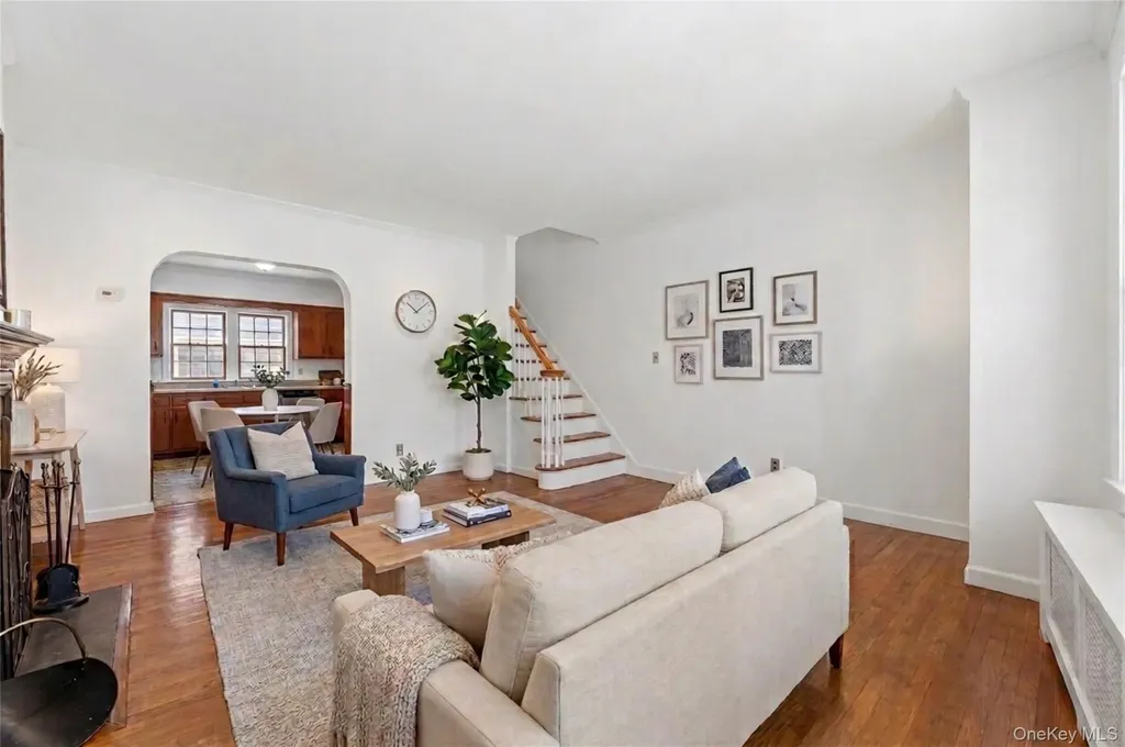 4238 Vireo Avenue Bronx NY 10470