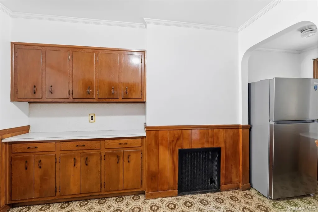 4238 Vireo Avenue Bronx NY 10470