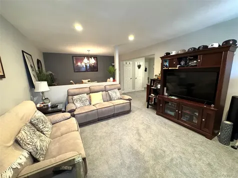 370 Westchester Avenue Port Chester NY 10573