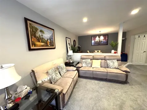 370 Westchester Avenue Port Chester NY 10573
