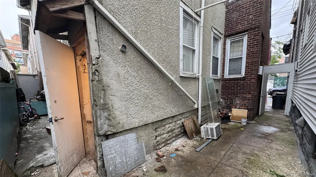 8A Brighton 10th Court Brooklyn NY 11223