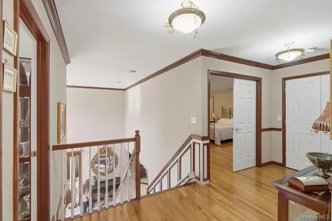 15 Boxwood Lane Farmingdale NY 11735