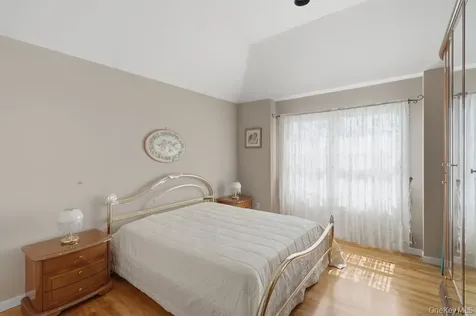 15 Boxwood Lane Farmingdale NY 11735