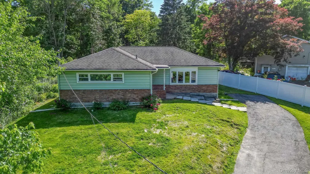 473 Doansburg Road Patterson NY 12563