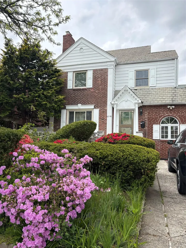 6240 Cromwell Crescent Rego Park NY 11374