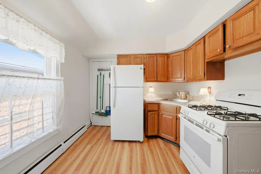 126 Glover Avenue Yonkers NY 10704