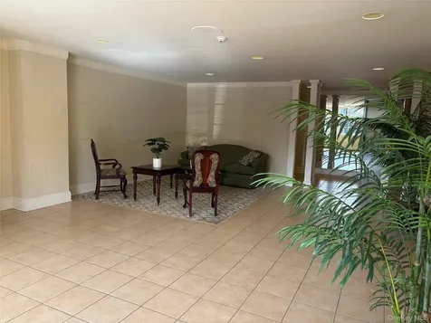 2 Consulate Drive Tuckahoe NY 10707