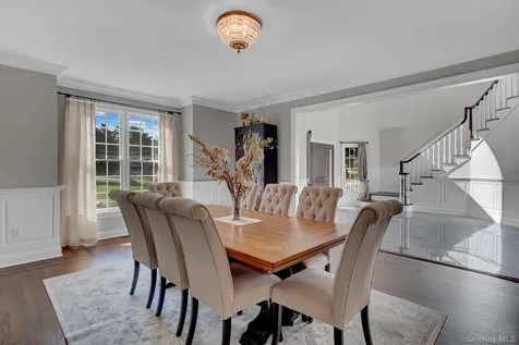 18 Cedar Lane Setauket NY 11733