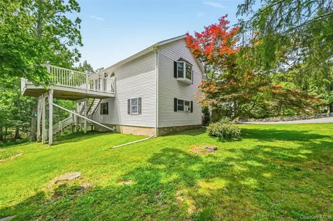 27 Van Tassel Court Highland Mills NY 10930