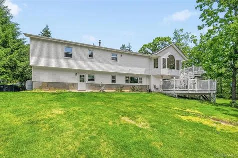 27 Van Tassel Court Highland Mills NY 10930