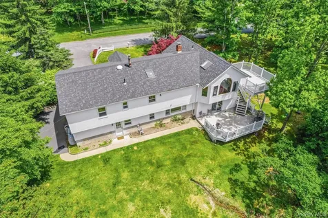 27 Van Tassel Court Highland Mills NY 10930