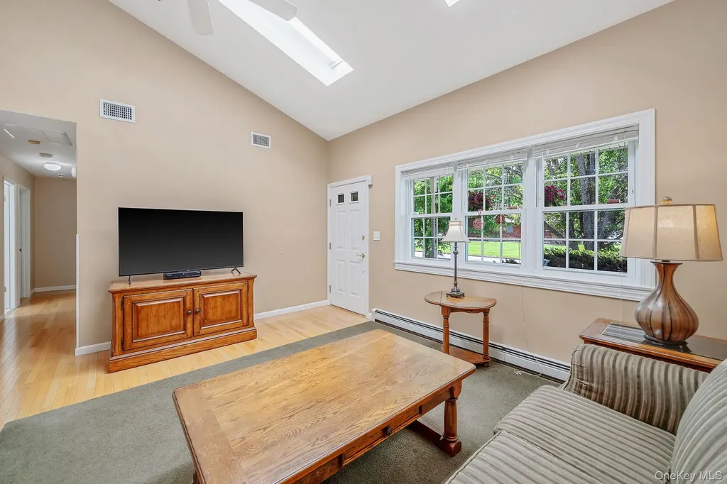 100 Donna Drive Baiting Hollow NY 11933