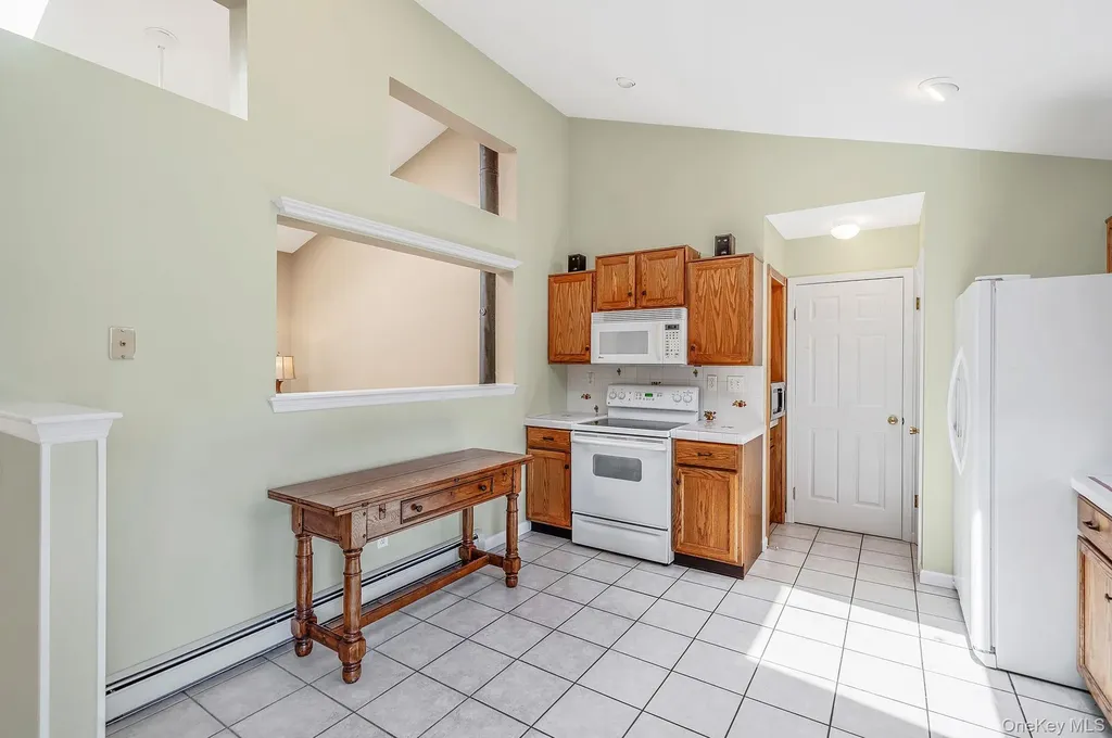100 Donna Drive Baiting Hollow NY 11933