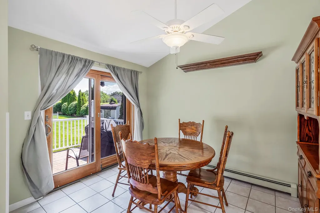 100 Donna Drive Baiting Hollow NY 11933