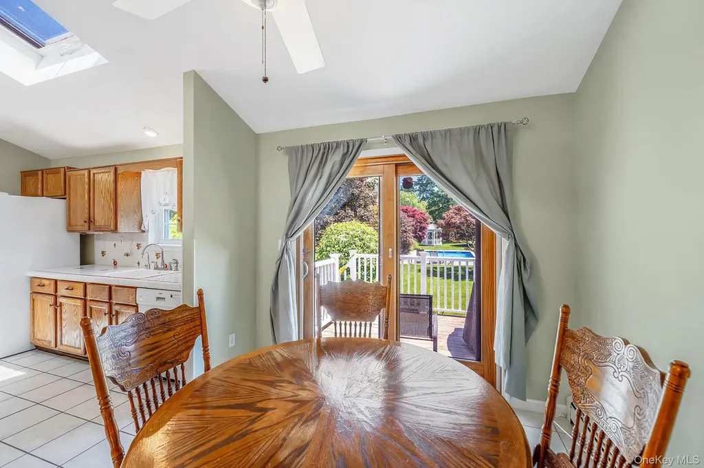 100 Donna Drive Baiting Hollow NY 11933