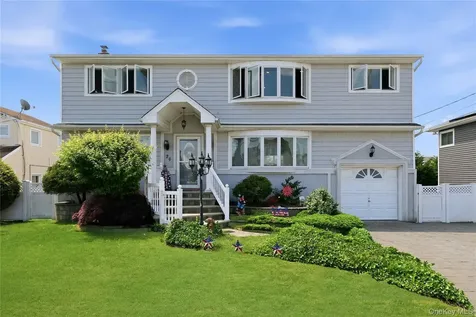 20 Elm Street Massapequa NY 11758