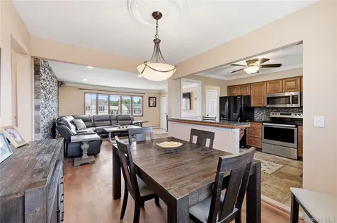20 Elm Street Massapequa NY 11758