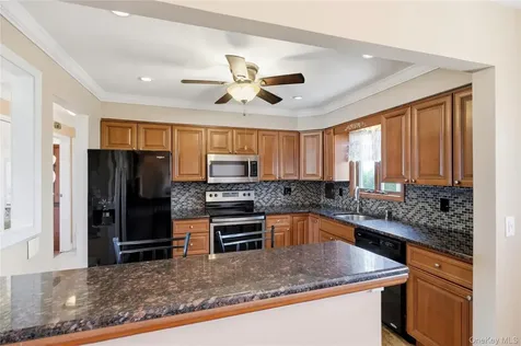 20 Elm Street Massapequa NY 11758
