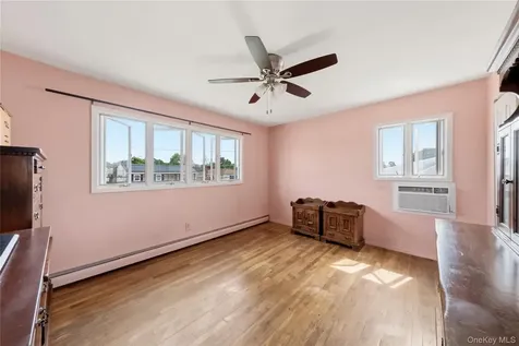 20 Elm Street Massapequa NY 11758