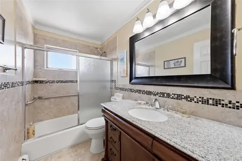 20 Elm Street Massapequa NY 11758
