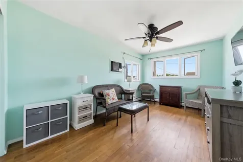 20 Elm Street Massapequa NY 11758