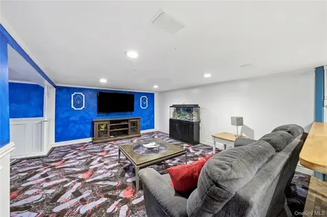 20 Elm Street Massapequa NY 11758