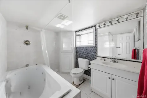 20 Elm Street Massapequa NY 11758