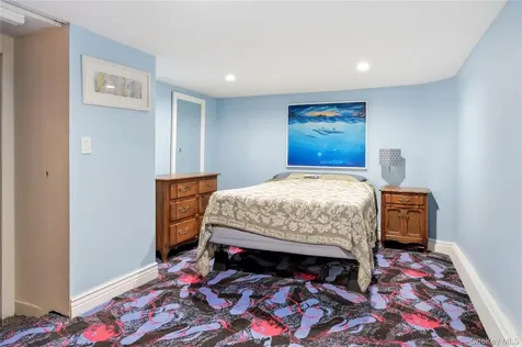 20 Elm Street Massapequa NY 11758