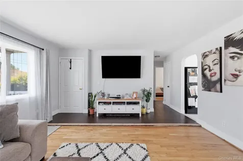20 Elm Street Massapequa NY 11758